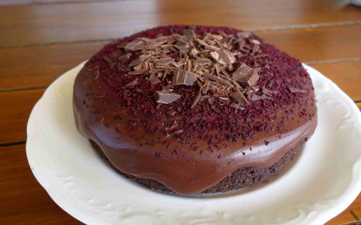 Schokoladenkuchen mit roter Bete, Chocolate cake with red beet