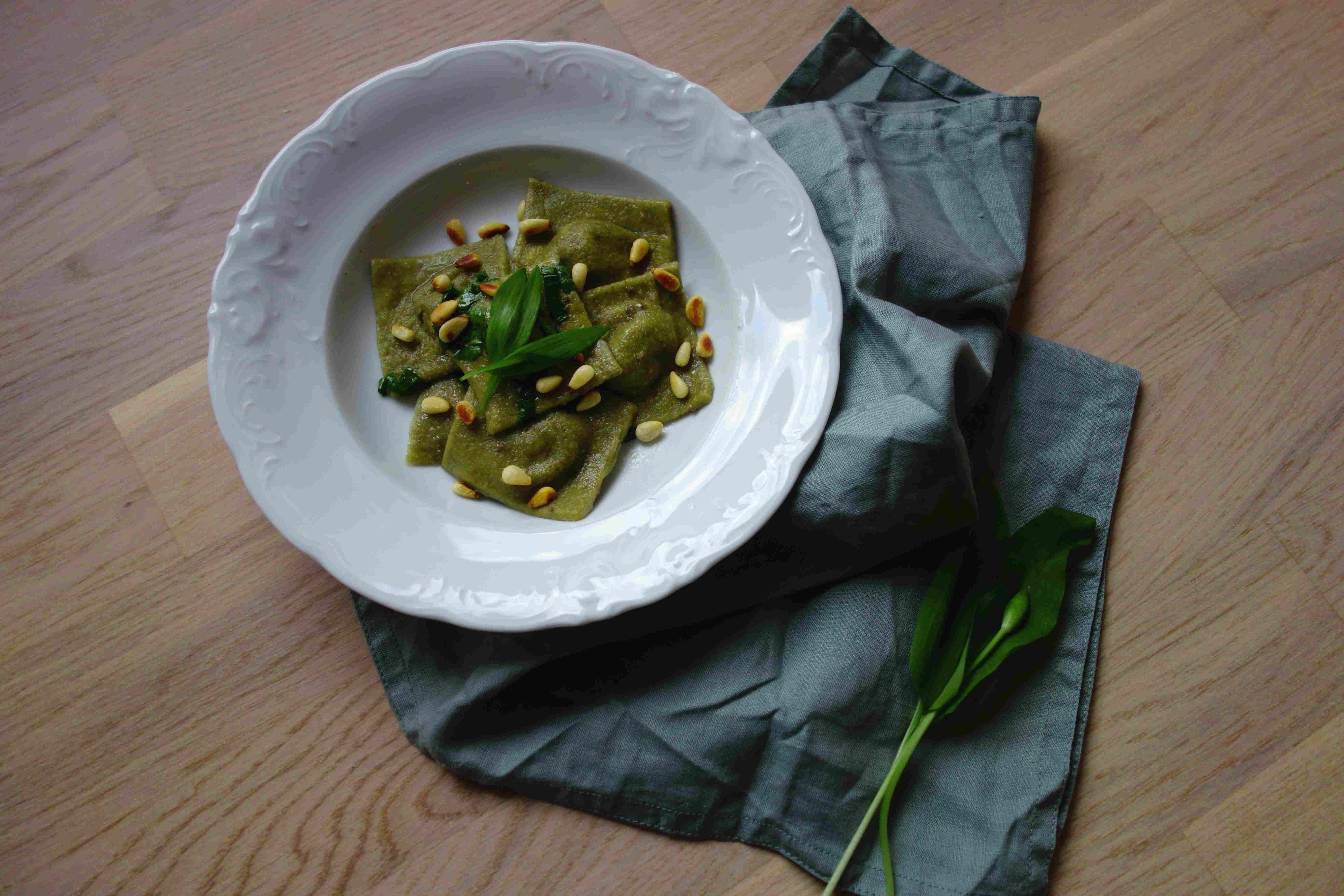 köstliche vegane Bärlauchravioli mit Pilzfüllung - dulcipessa